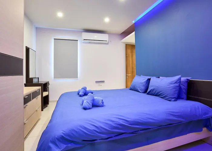 Lucky13 Luxury 2 Bedroom Penthouse 아파트 Xghajra