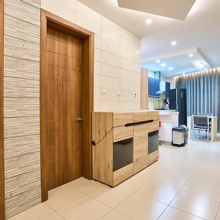 Apartmán Lucky13 Luxury 2 Bedroom Penthouse *