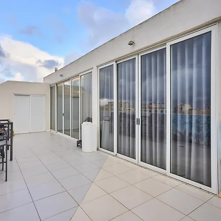 Apartmán Lucky13 Luxury 2 Bedroom Penthouse *