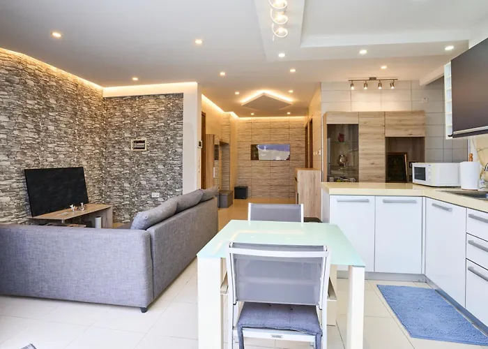 Διαμέρισμα Lucky13 Luxury 2 Bedroom Penthouse Xghajra